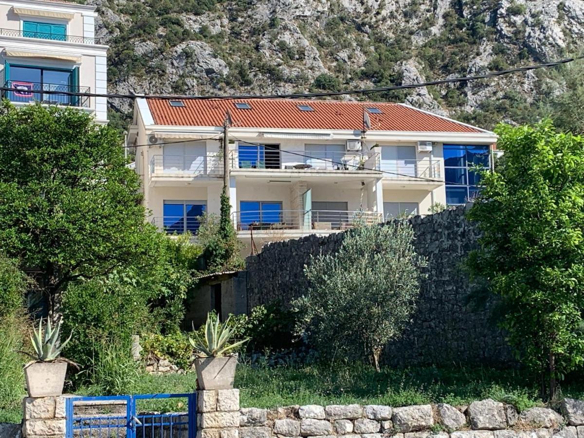 Apartment With Swimmingpool, Seaview And Large Terrace, 1St Floor, Min 2 Persons Dobrota Buitenkant foto